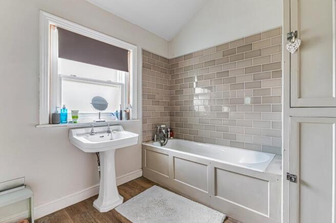 4 bed End of Terrace for sale Image 11
