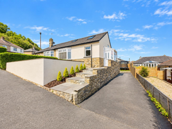 4 bed Semi-Detached Bungalow for sale in baildon