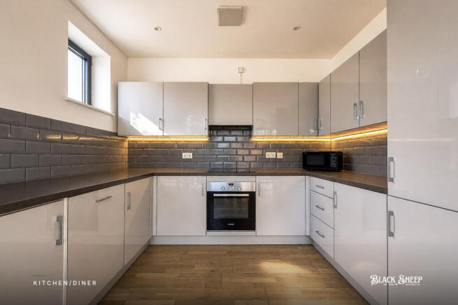 BSR_LowerMeadClose_RM_04_KitchenDiner