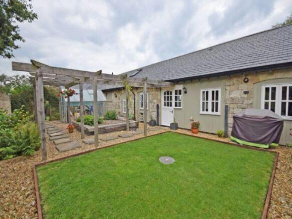 Rear garden (2)