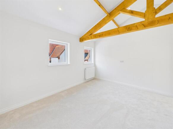 3 bed House for sale Image 8