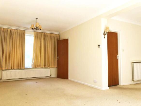 Brownsea View Avenue, Poole photo 4