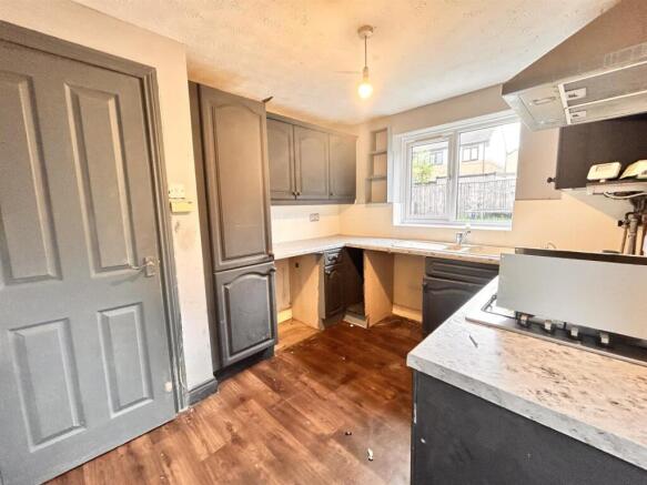 3 bed House for sale Image 7