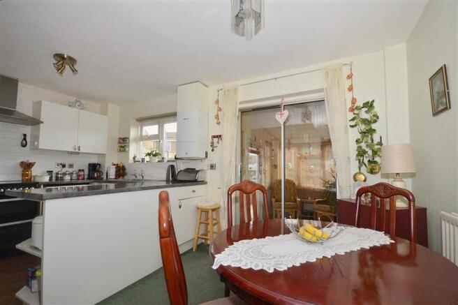 Kitchen/Dining Area