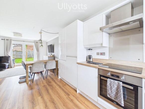 Kitchen/Living Ar...