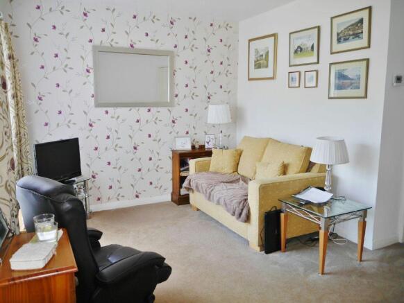 Lounge Photo 2