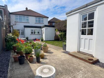 Elmer Road, Middleton on Sea