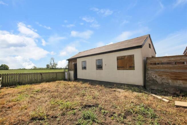 3 bed Detached Bungalow for sale Image 12