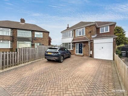 Ullswater Close, Dewsbury