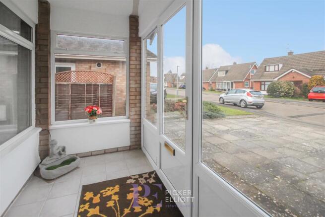 Enter Via Enclosed Double Glazed Porch