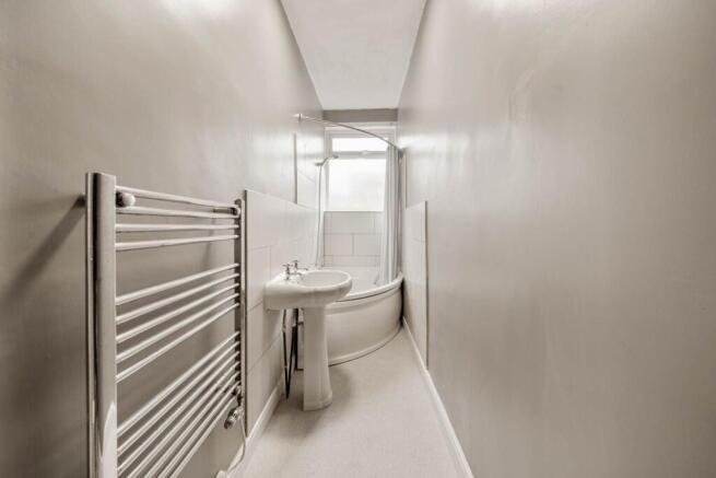 2 bed Terraced for sale Image 4