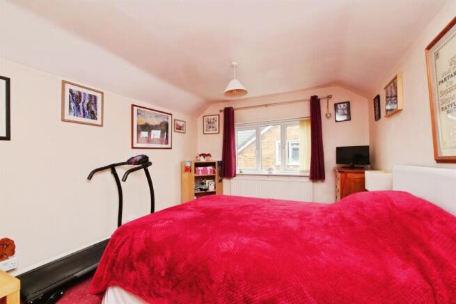 3 bed Detached Bungalow for sale Image 9