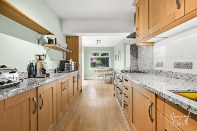 Kitchen / Breakfast Room
