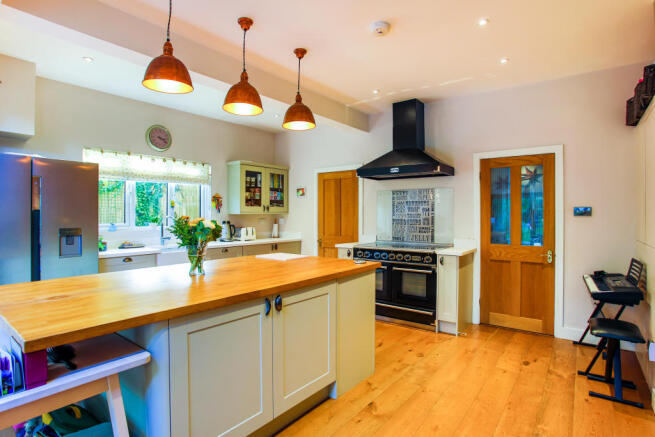 Kitchen Family Room