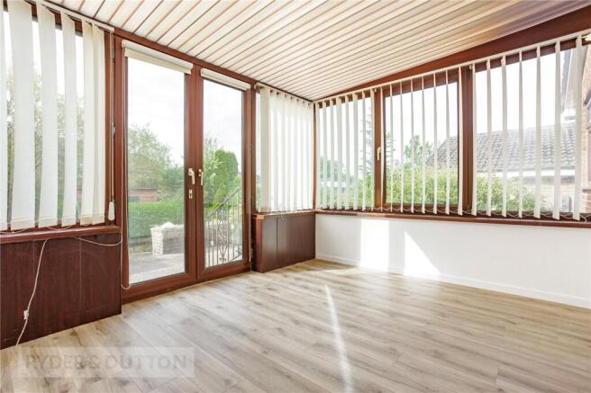 3 bed Bungalow for sale Image 8
