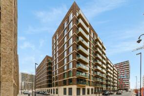 139, 42 John Cabot House, Royal Crest Avenue, Silvertown, London E16 2YL