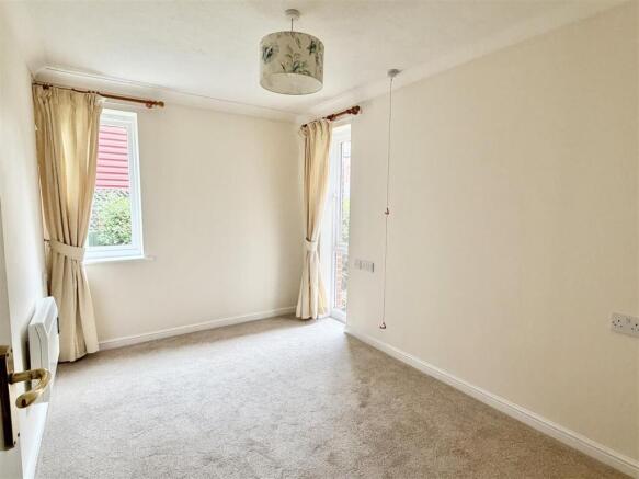 Apartment 15, Hazledine Court, Longden Coleham, Shrewsbury, SY3 7BS photo 3