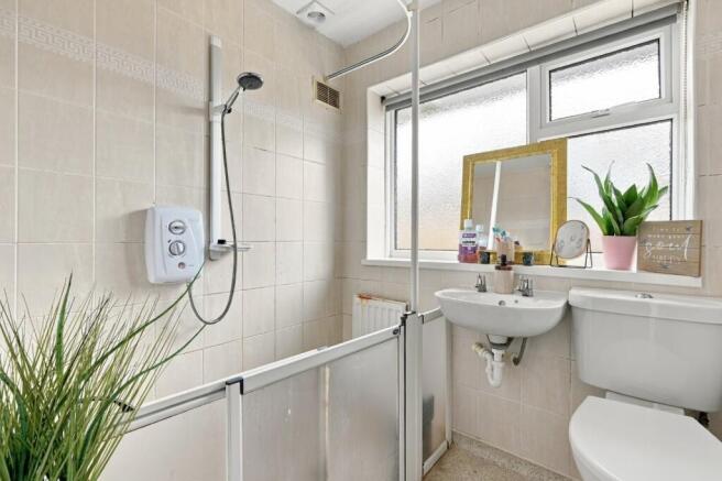2 bed Bungalow for sale Image 10
