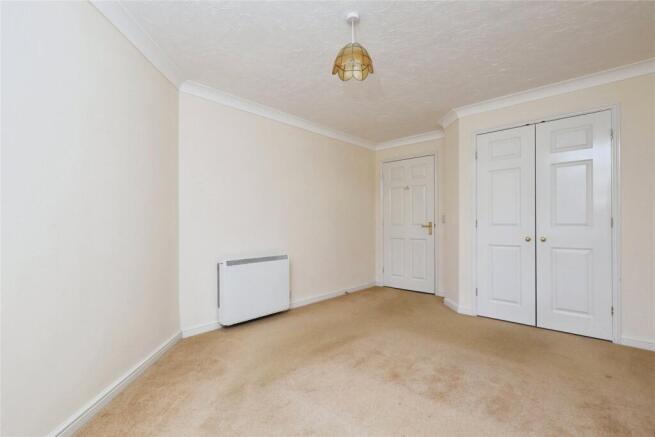 1 bed Apartment for sale Image 8