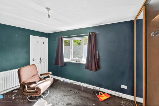 3 bed Terraced for sale Image 8