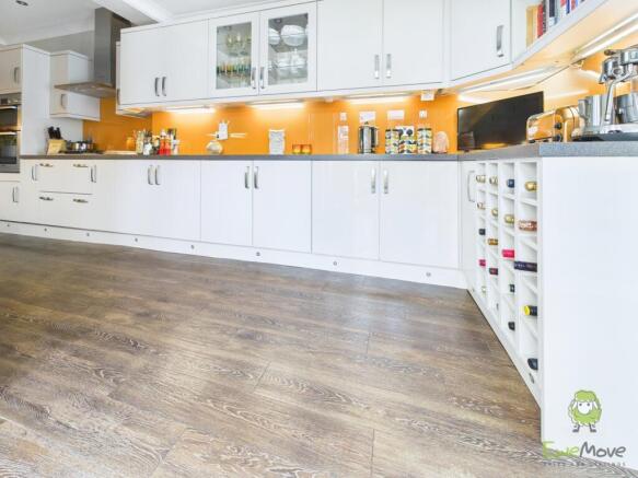 CAM01543G0-PR0149-STILL046