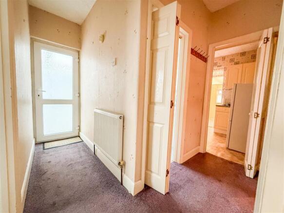 ENTRANCE HALLWAY