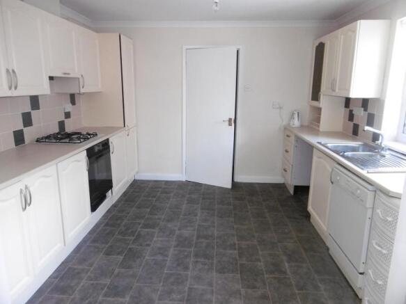 Kitchen / Breakfast Room