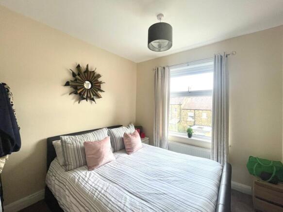 2 bed Semi-Detached for sale Image 10