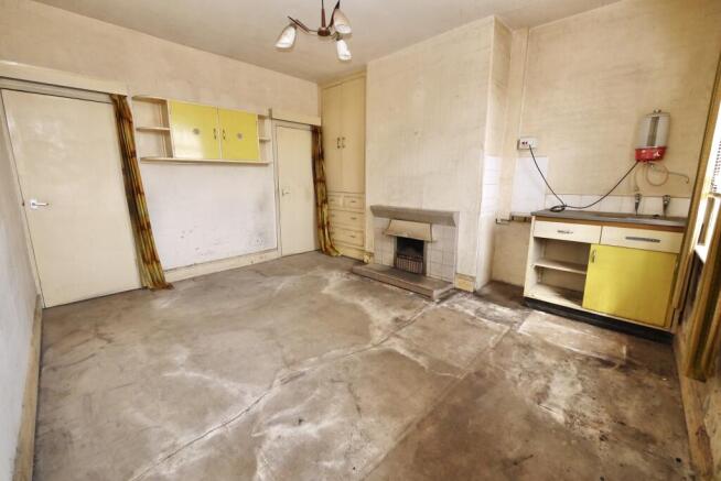 2 bed Terraced for sale Image 5