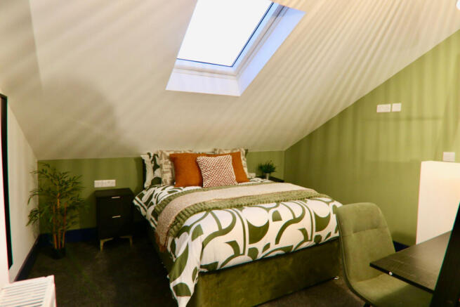 1 bed House Share to rent Image 12