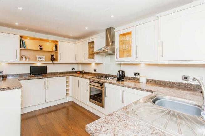 Fitted Kitchen