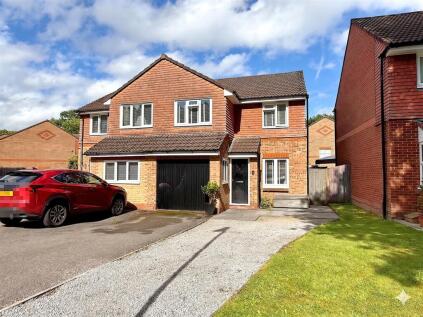Berber Close, Whiteley
