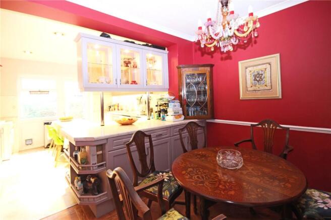 Kitchen/Dining 2