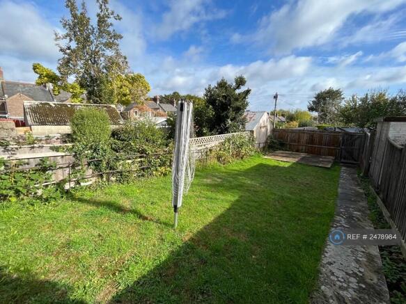 Private Garden With Rear Access 
