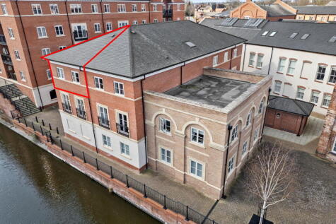 Apartment 10, Biscuit Kiln House, Princes Drive, Diglis, Worcester. WR1 2PP