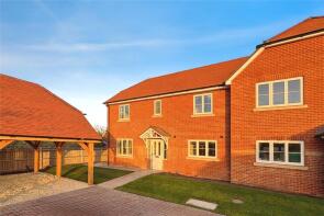 4, Trussell Road, Warfield, Bracknell RG42 6DS