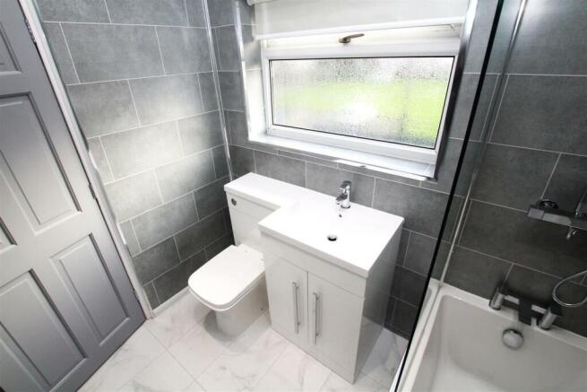 Bathroom Angle 3.jpg