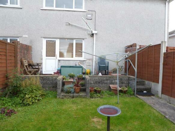 39 porset close garden.jpg