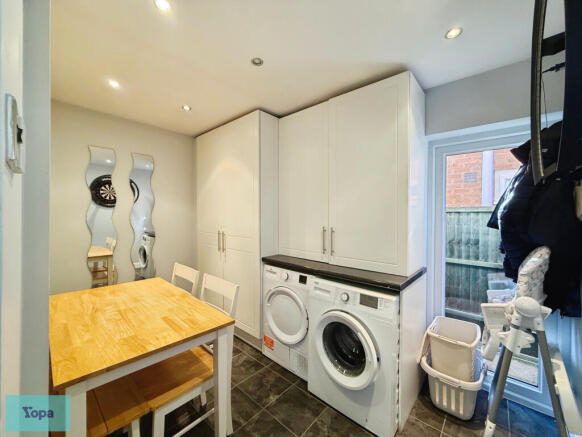 3 bed Detached for sale Image 6