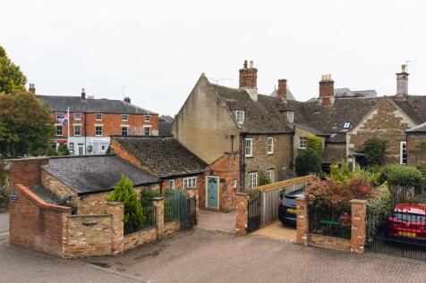 Alwyne Close, Oakham, LE15