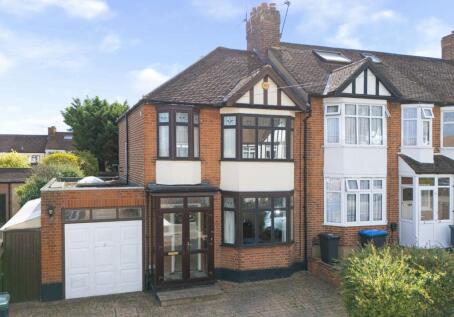 Birch Close, Buckhurst Hill, IG9