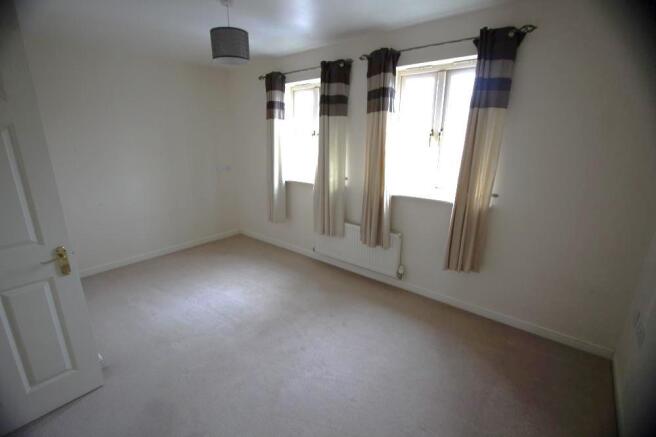3 bed Semi-Detached for sale Image 5