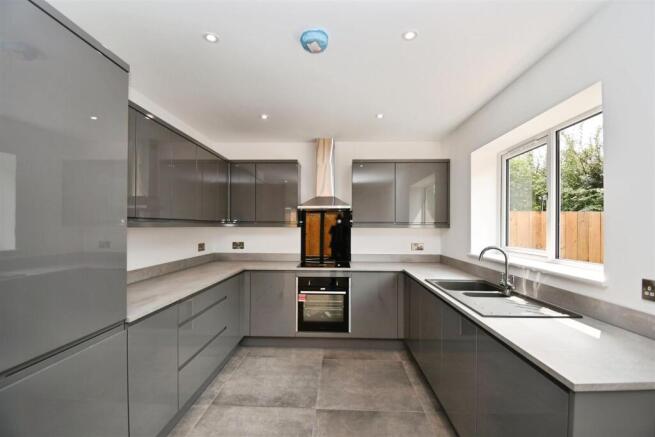 5b564f0f-U 20 20 2819 29.JPG