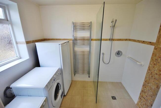 UTILITY ROOM & RE-FI