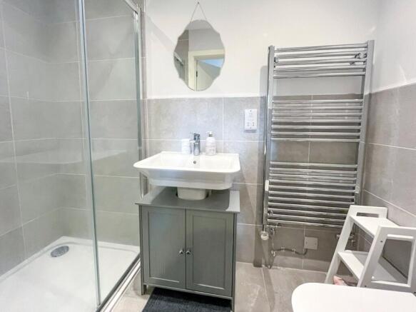 Ensuite