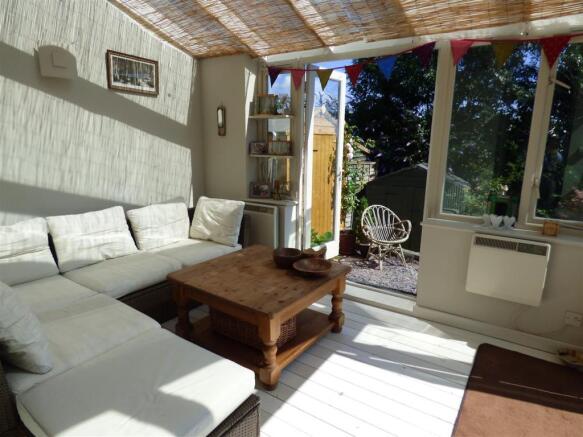 SUN ROOM