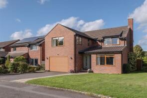 3, Lindsay Walk, Cuddington, Northwich CW8 2YQ