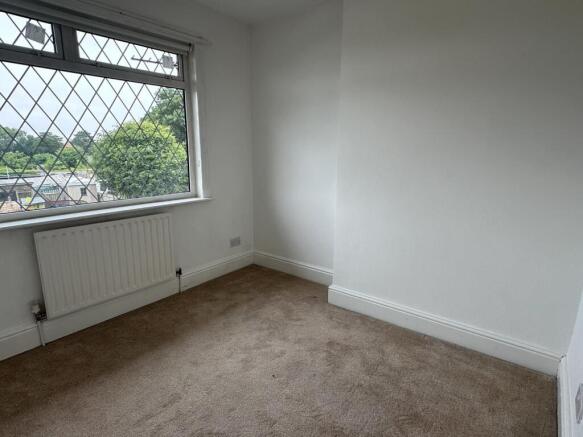 3 bed Semi-Detached for sale Image 6