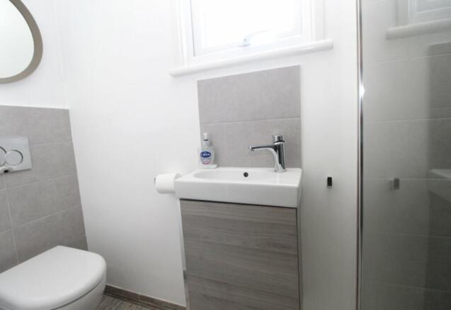Family Shower Room