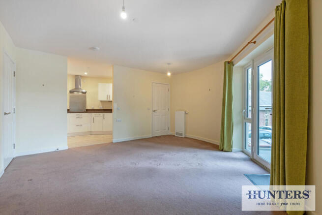 2 bed Retirement Property for sale Image 4
